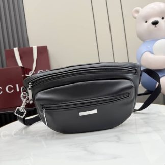 Gucci Mens Tag Leather Crossbody Bag Black