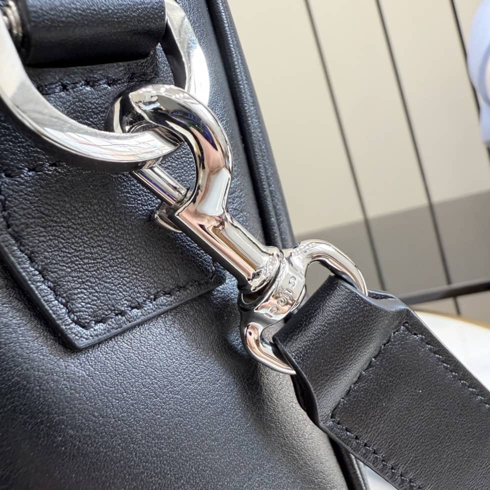 Gucci Essence Classic Medium Briefcase Black_5_154861 Gucci Essence Classic Medium Briefcase Black
