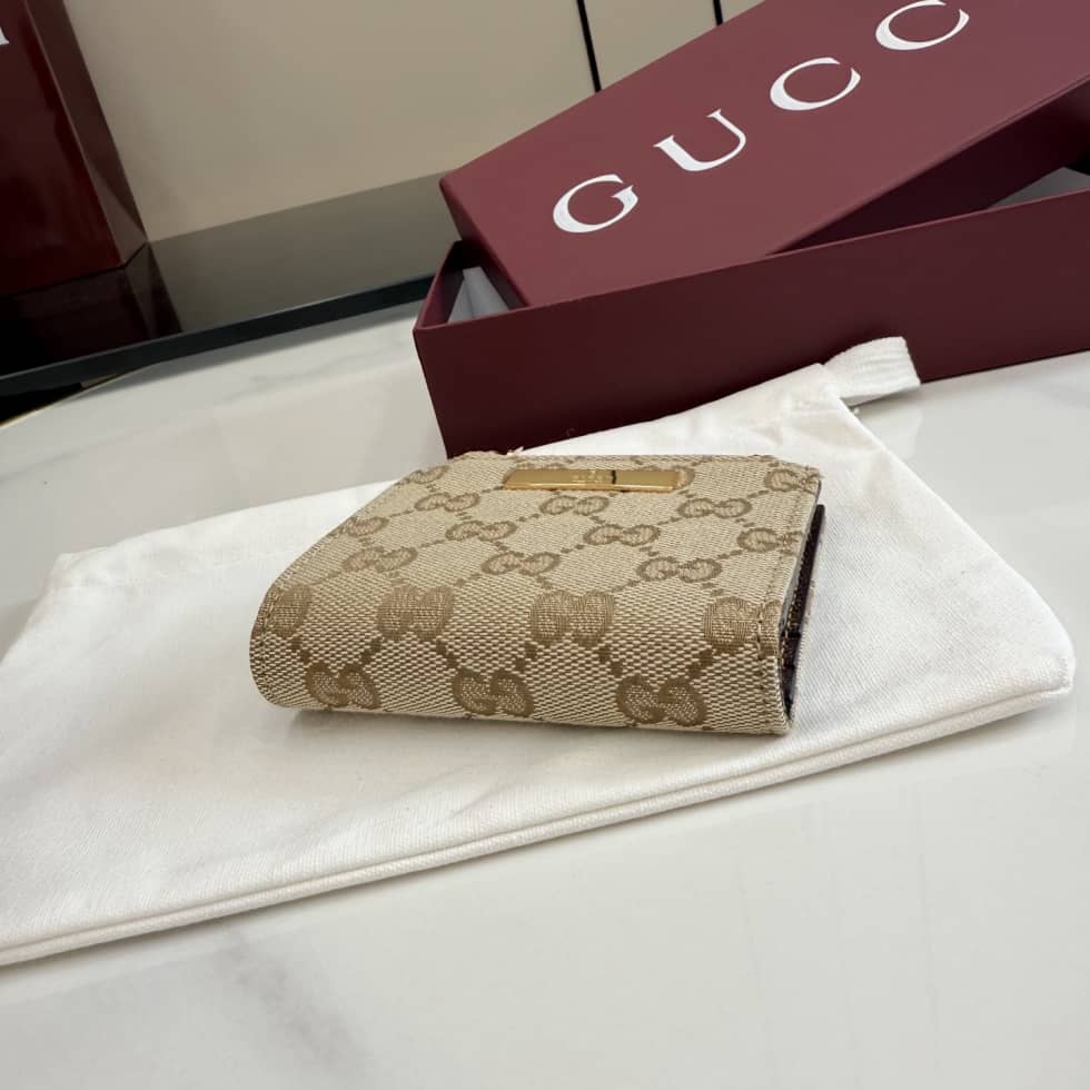 Gucci Logo Plaque Small Wallet Sand Brown_3_156141 Gucci Logo Plaque Small Wallet Sand Brown
