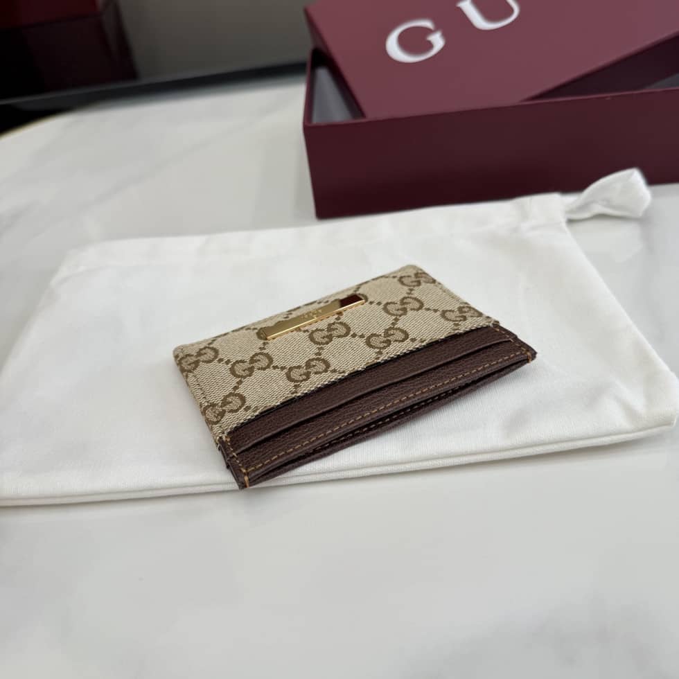 Gucci Logo Plaque Card Case Sand Brown 875795_3_156161 Gucci Logo Plaque Card Case Sand Brown 875795