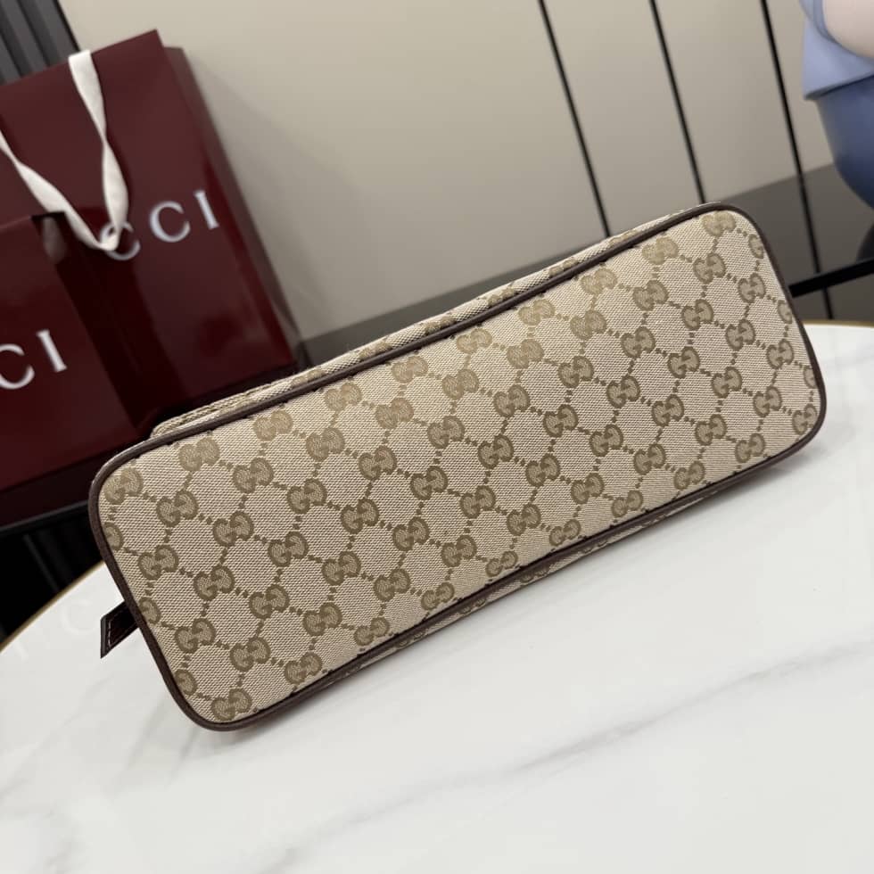 Gucci Madison Medium Shoulder Bag Sand Brown_3_156261 Gucci Madison Medium Shoulder Bag Sand Brown