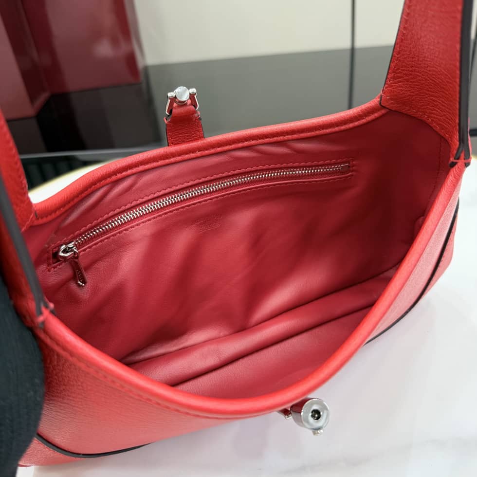 Gucci Jackie Slim Leather Medium Red Shoulder Bag_8_156631 Gucci Jackie Slim Leather Medium Red Shoulder Bag