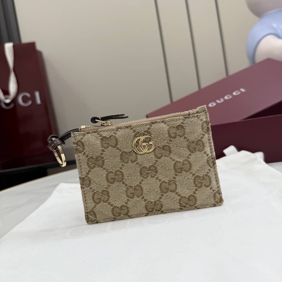 Gucci GG Marmont Zip Key Pouch Beige 837747_10_157371 Gucci GG Marmont Zip Key Pouch Beige 837747