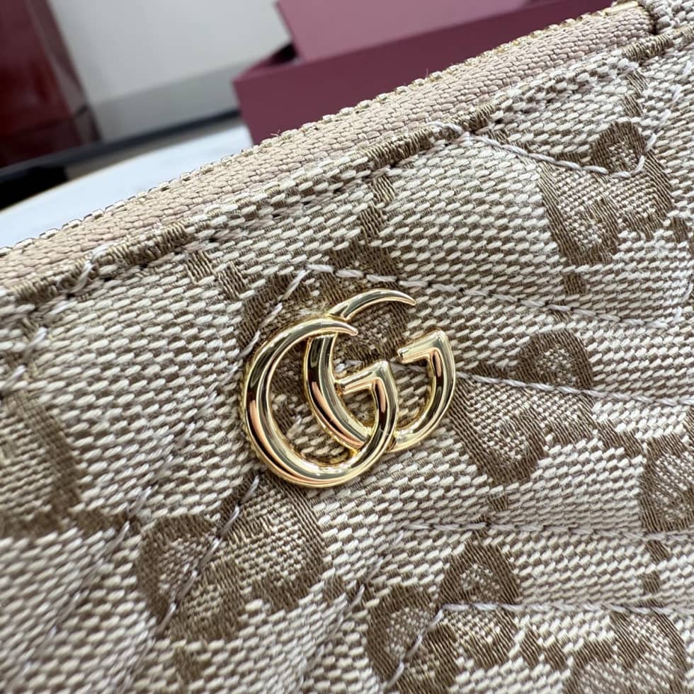 Gucci GG Marmont Zip Key Pouch Beige 837747_5_157371 Gucci GG Marmont Zip Key Pouch Beige 837747