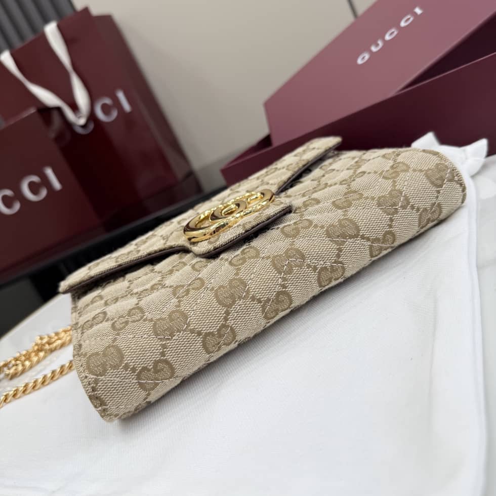 Gucci GG Marmont Canvas Mini Chain Bag Beige_3_157411 Gucci GG Marmont Canvas Mini Chain Bag Beige
