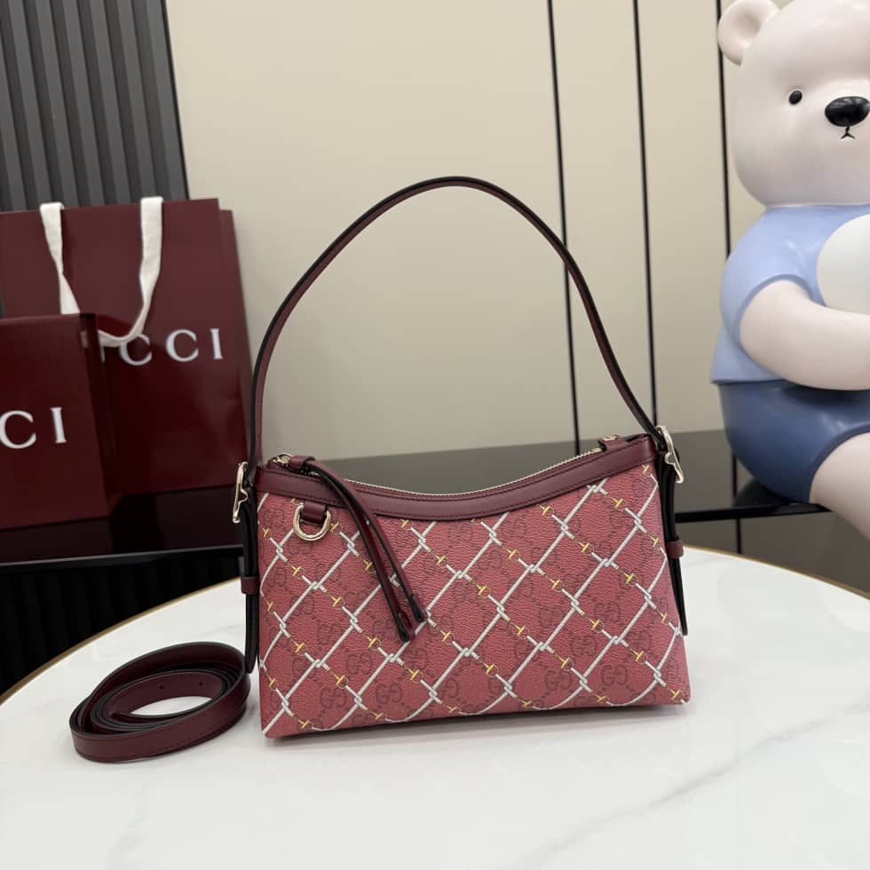 Gucci GG Emblem Canvas Small Red Shoulder Bag_10_157650 Gucci GG Emblem Canvas Small Red Shoulder Bag