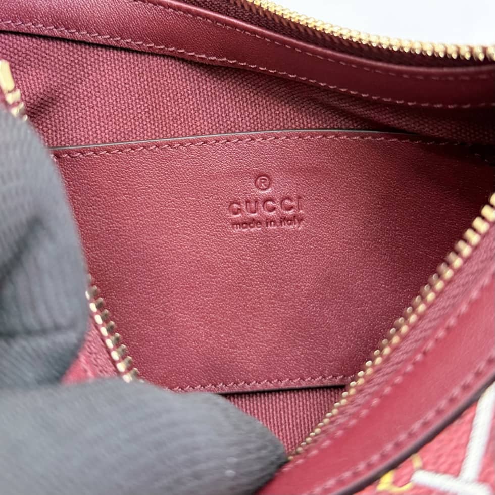 Gucci GG Emblem Canvas Small Red Shoulder Bag_8_157650 Gucci GG Emblem Canvas Small Red Shoulder Bag