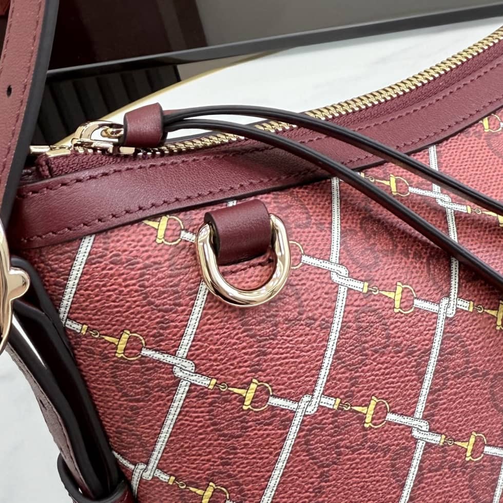 Gucci GG Emblem Canvas Medium Red Shoulder Bag_4_157660 Gucci GG Emblem Canvas Medium Red Shoulder Bag