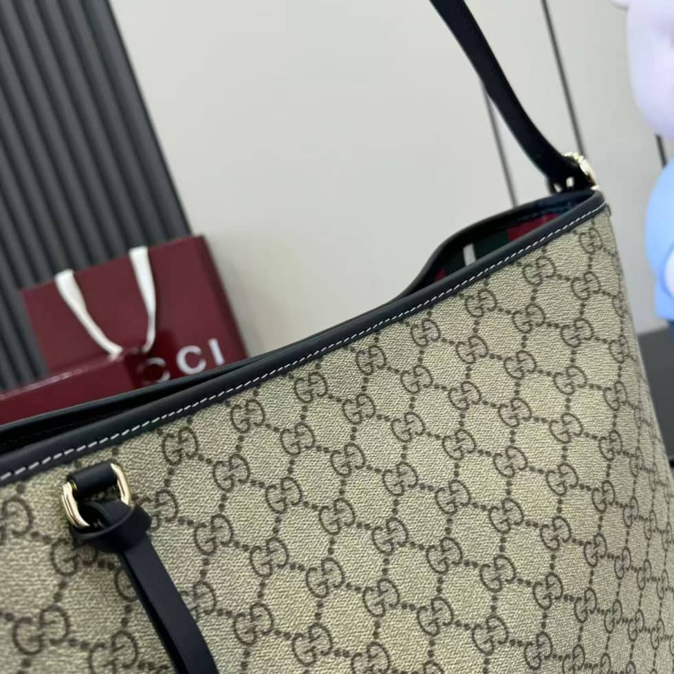 Gucci GG Emblem Medium Shoulder Bag Black Brown_4_157890 Gucci GG Emblem Medium Shoulder Bag Black Brown