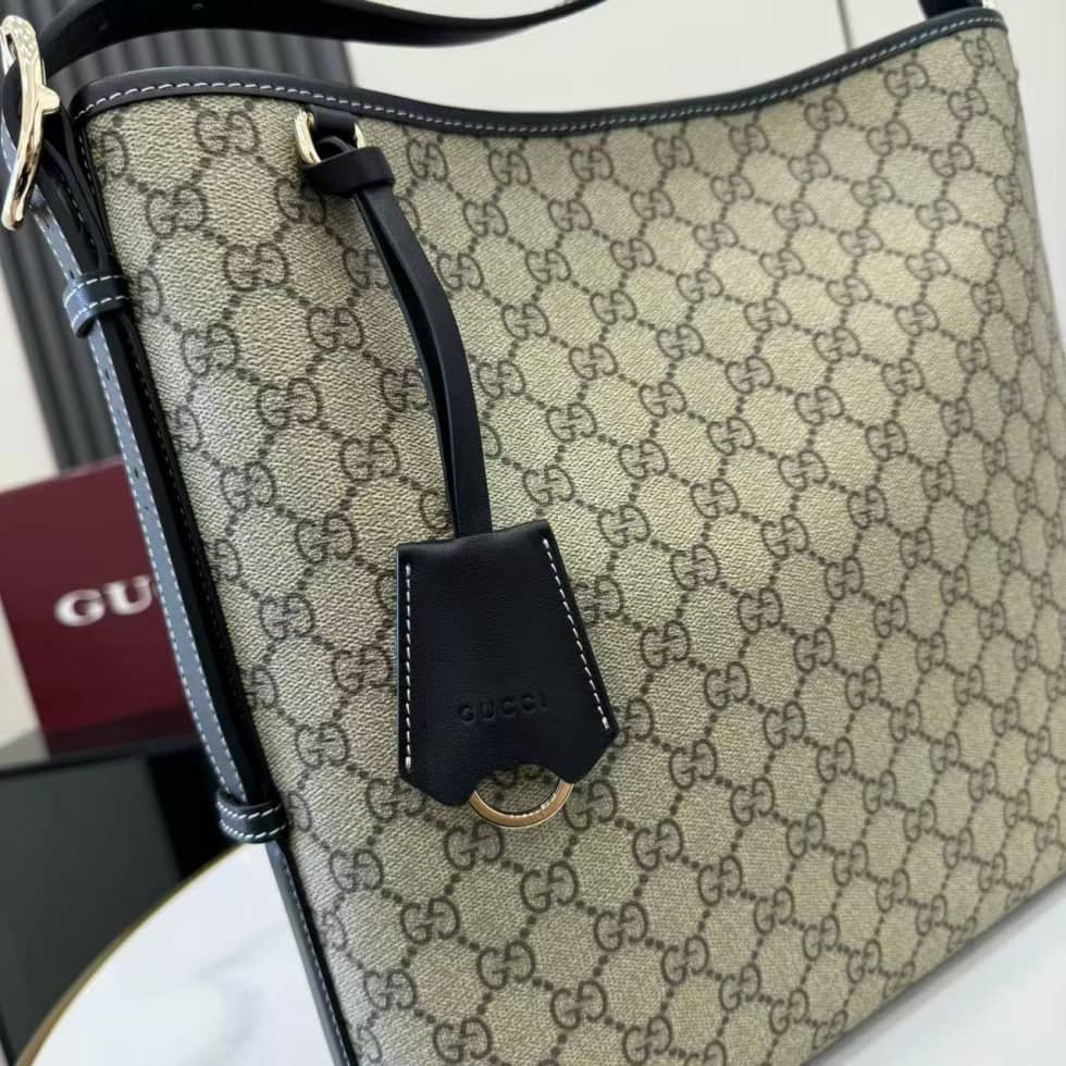 Gucci GG Emblem Medium Shoulder Bag Black Brown_5_157890 Gucci GG Emblem Medium Shoulder Bag Black Brown