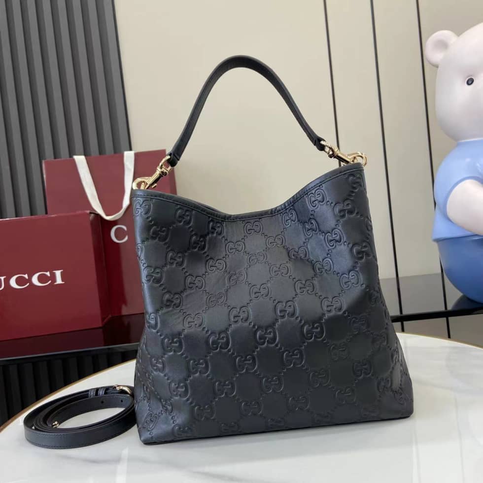Gucci GG Emblem Medium Black Bucket Bag 815103_1_157900 Gucci GG Emblem Medium Black Bucket Bag 815103