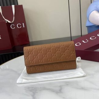 Gucci GG Emblem Brown Continental Wallet 847210