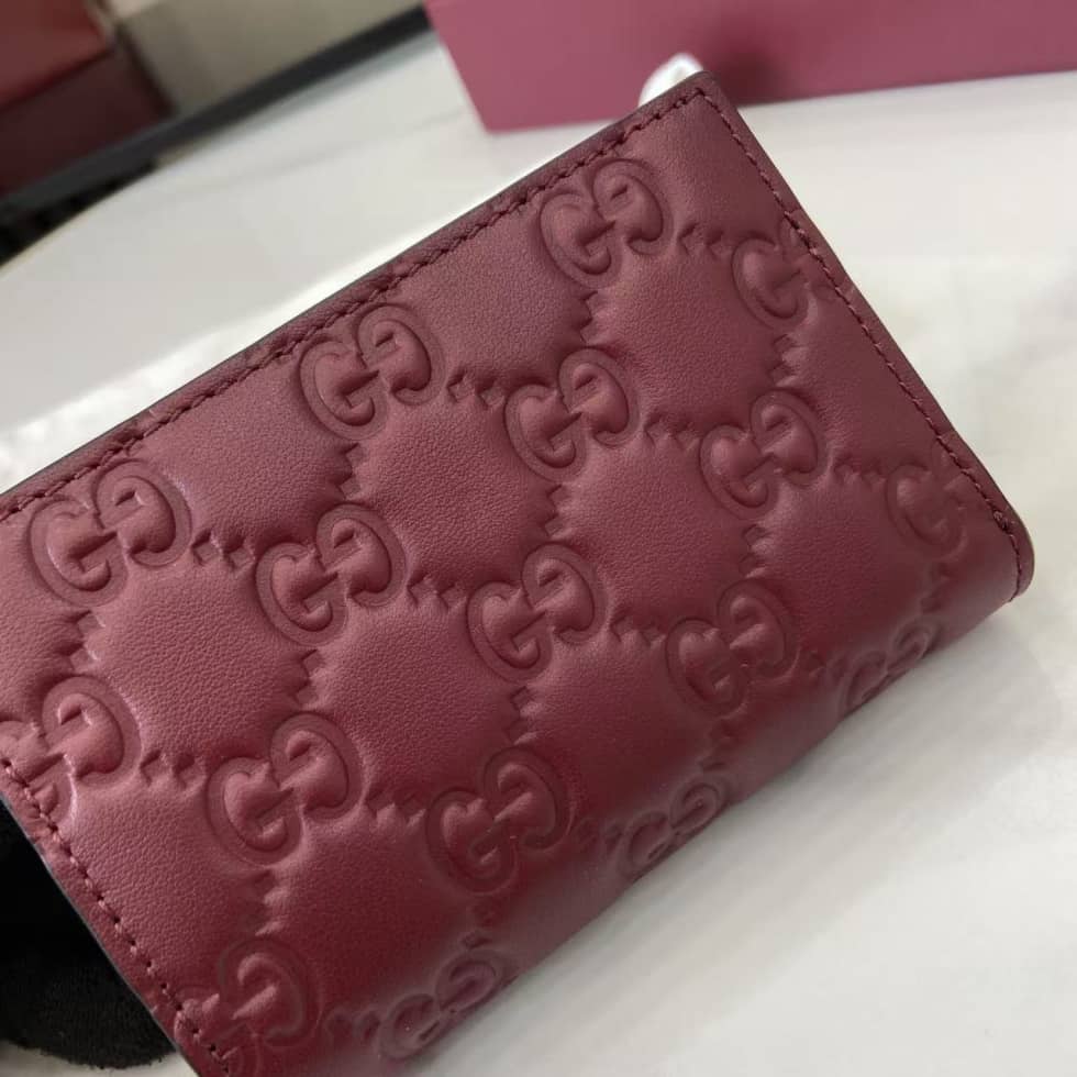 Gucci GG Emblem Leather Red Bifold Wallet 847208_5_158000 Gucci GG Emblem Leather Red Bifold Wallet 847208