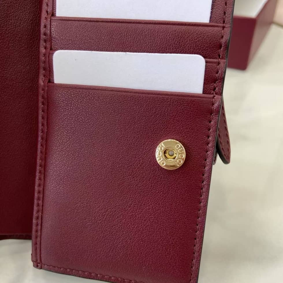 Gucci GG Emblem Leather Red Bifold Wallet 847208_7_158000 Gucci GG Emblem Leather Red Bifold Wallet 847208
