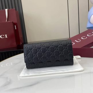 Gucci GG Emblem Black Continental Wallet 847210