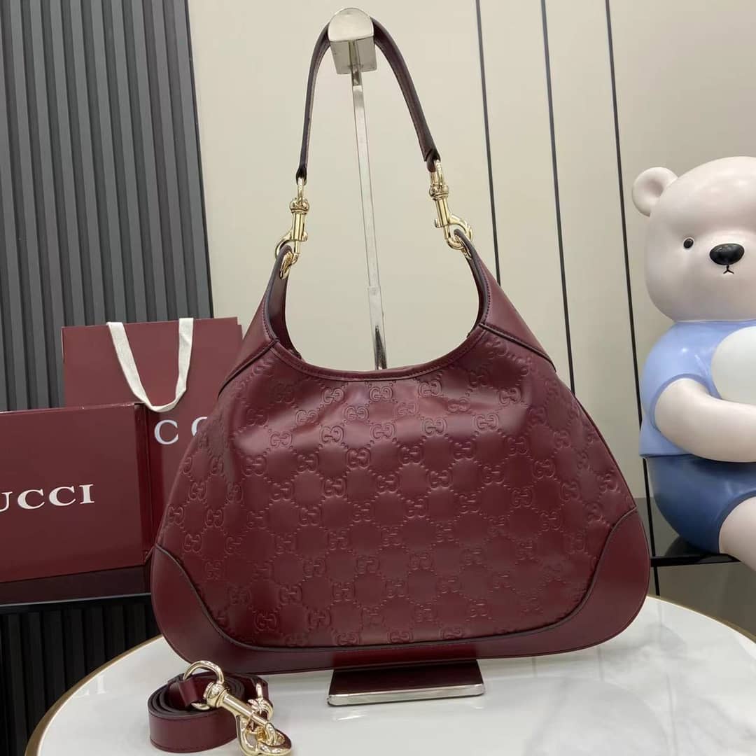 Gucci B Medium Red Shoulder Bag 834981_1_158330 Gucci B Medium Red Shoulder Bag 834981