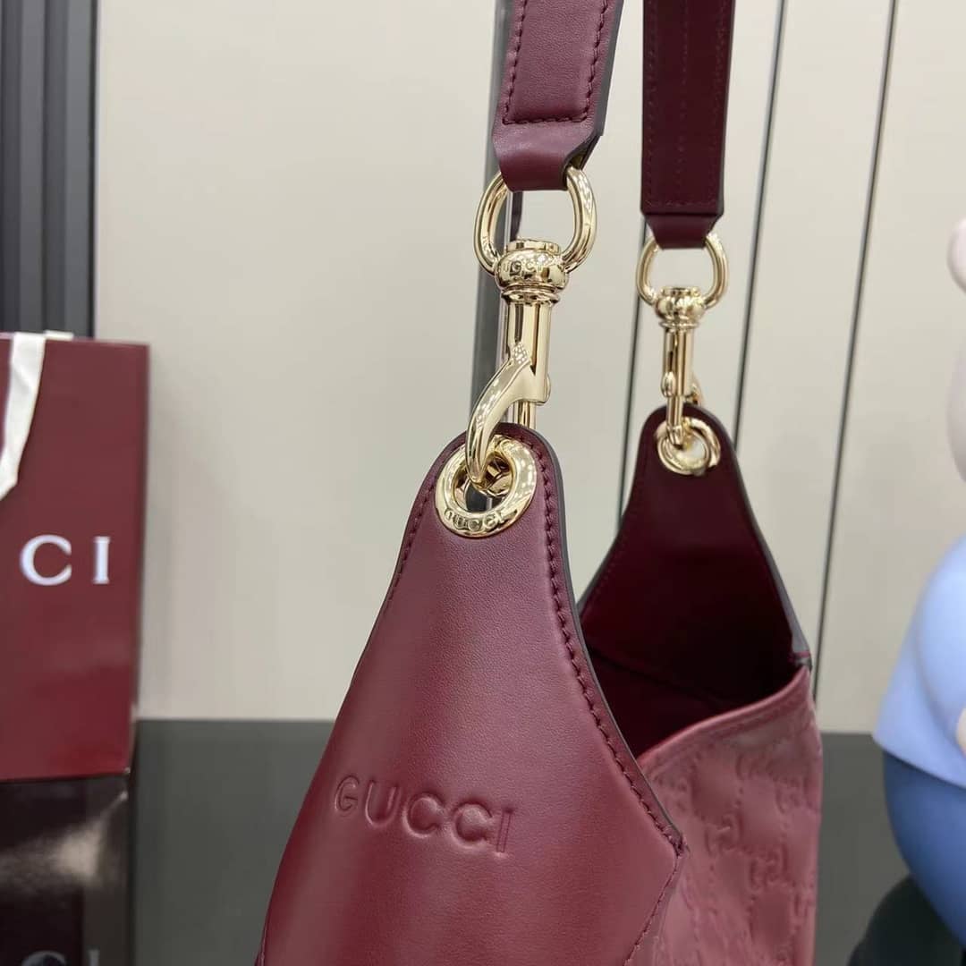 Gucci B Medium Red Shoulder Bag 834981_3_158330 Gucci B Medium Red Shoulder Bag 834981