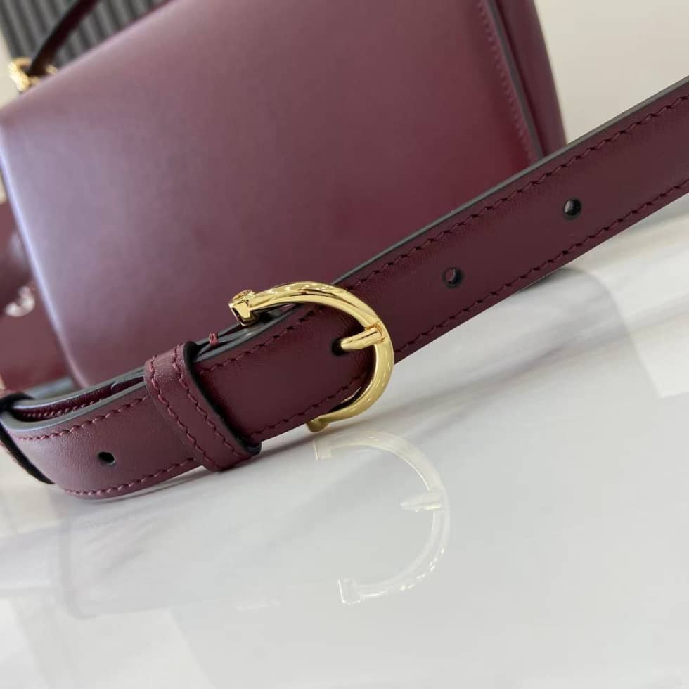 Gucci Siena Leather Red Small Shoulder Bag 846705_4_158839 Gucci Siena Leather Red Small Shoulder Bag 846705