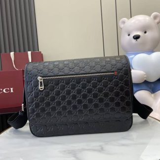 Gucci GG Emblem Medium Black Crossbody Bag 850235
