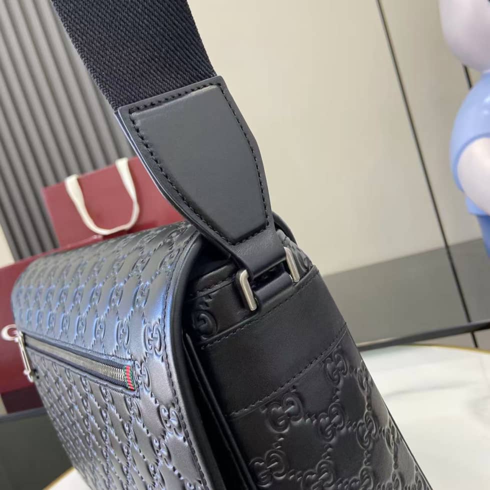 Gucci GG Emblem Medium Black Crossbody Bag 850235_5_158979 Gucci GG Emblem Medium Black Crossbody Bag 850235
