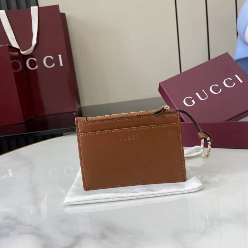 Gucci GG Marmont Zip Brown Key Pouch 837747_1_159339 Gucci GG Marmont Zip Brown Key Pouch 837747