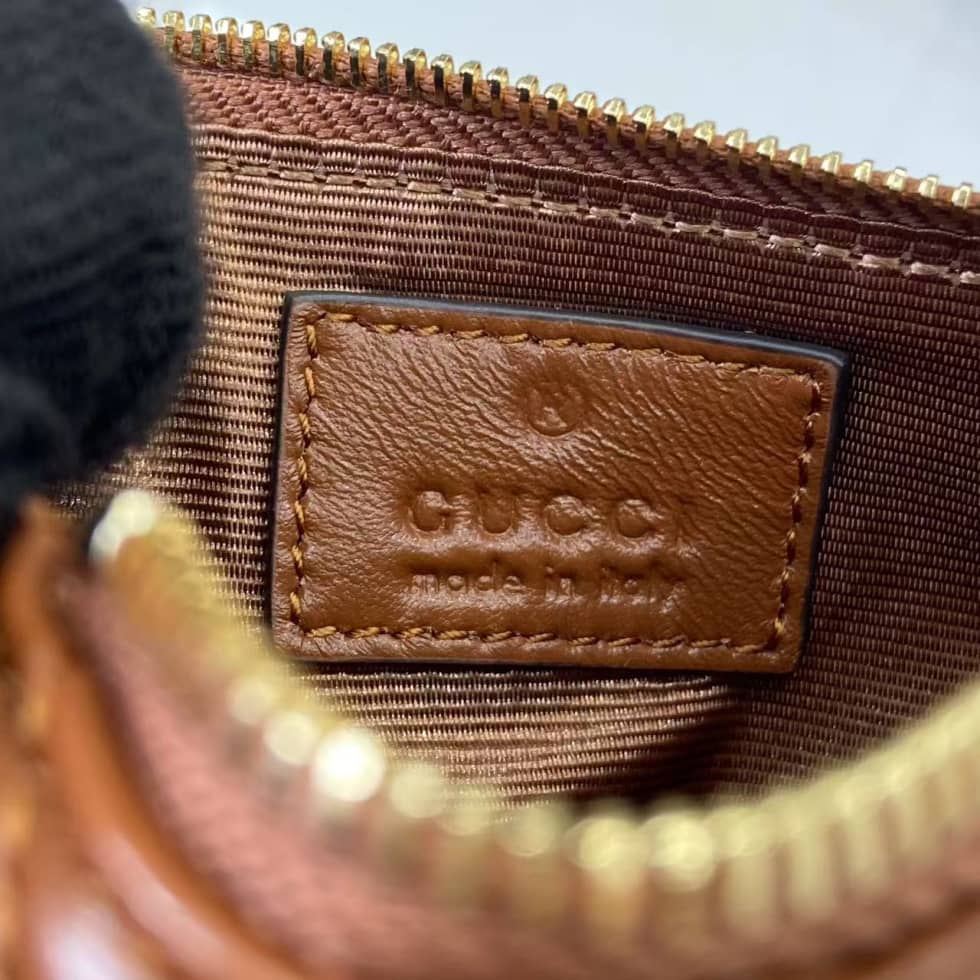 Gucci GG Marmont Zip Brown Key Pouch 837747_7_159339 Gucci GG Marmont Zip Brown Key Pouch 837747