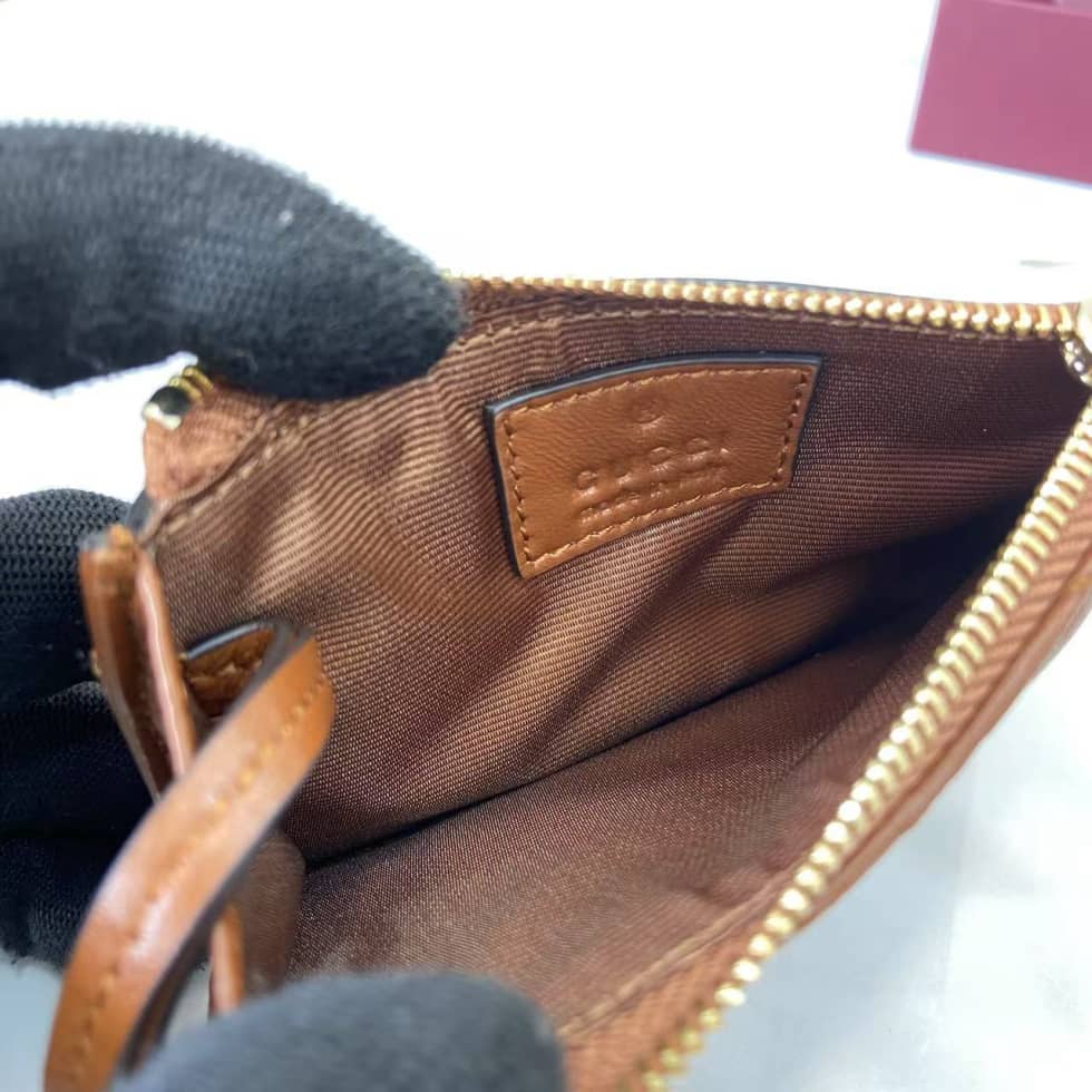 Gucci GG Marmont Zip Brown Key Pouch 837747_8_159339 Gucci GG Marmont Zip Brown Key Pouch 837747