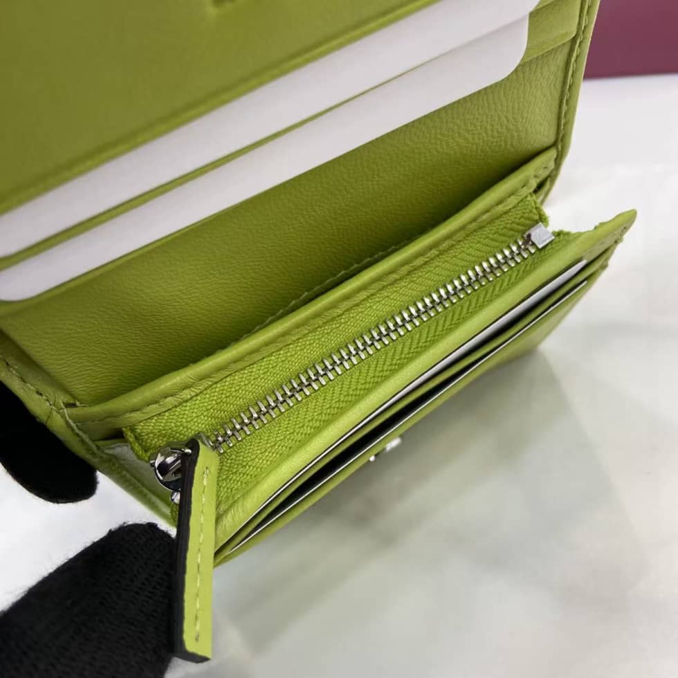 Gucci GG Marmont Green Bi-fold Wallet 466492_6_159389 Gucci GG Marmont Green Bi-fold Wallet 466492