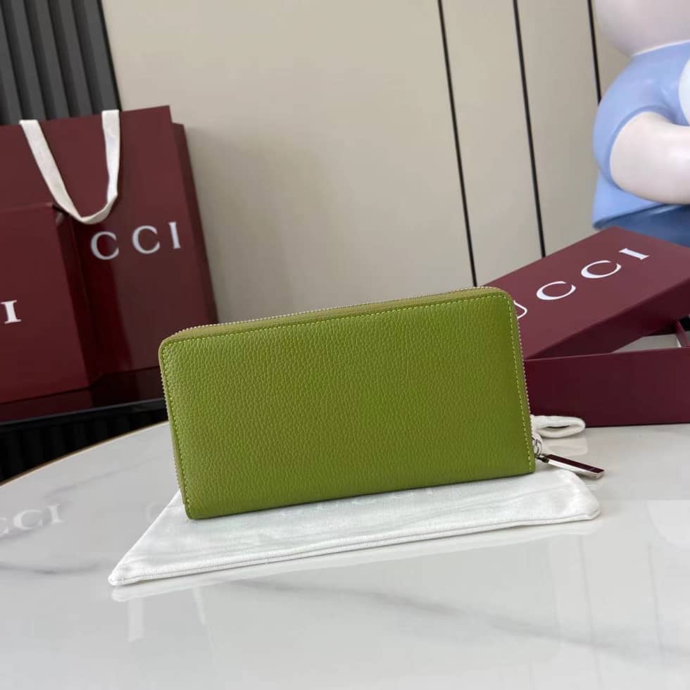 Gucci Leather Green Bi-color Zip Around Wallet_1_159758 Gucci Leather Green Bi-color Zip Around Wallet