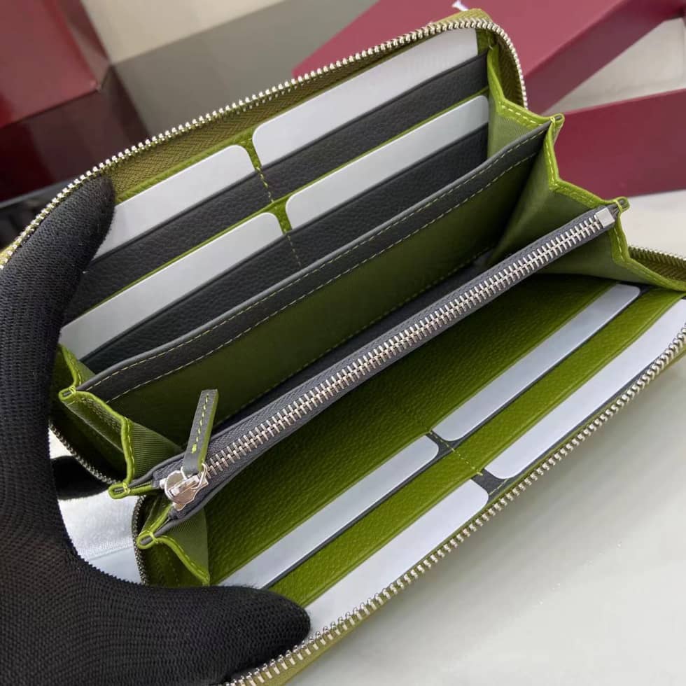 Gucci Leather Green Bi-color Zip Around Wallet_7_159758 Gucci Leather Green Bi-color Zip Around Wallet