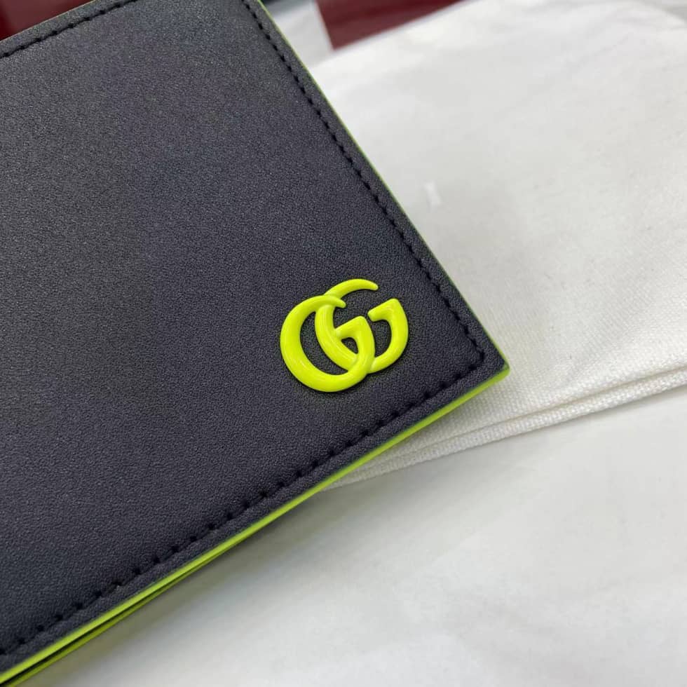 Gucci GG Marmont Bi-fold Wallet Black Green 835047_5_159908 Gucci GG Marmont Bi-fold Wallet Black Green 835047