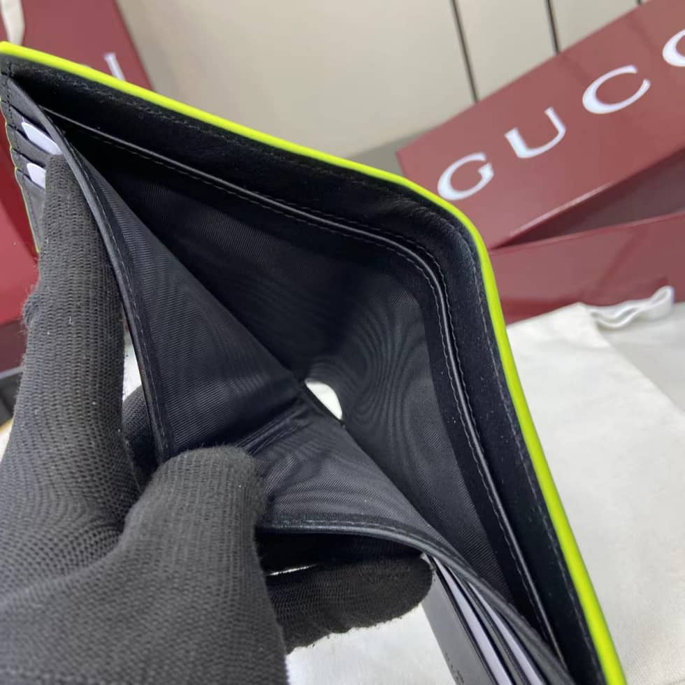 Gucci GG Marmont Bi-fold Wallet Black Green 835047_8_159908 Gucci GG Marmont Bi-fold Wallet Black Green 835047