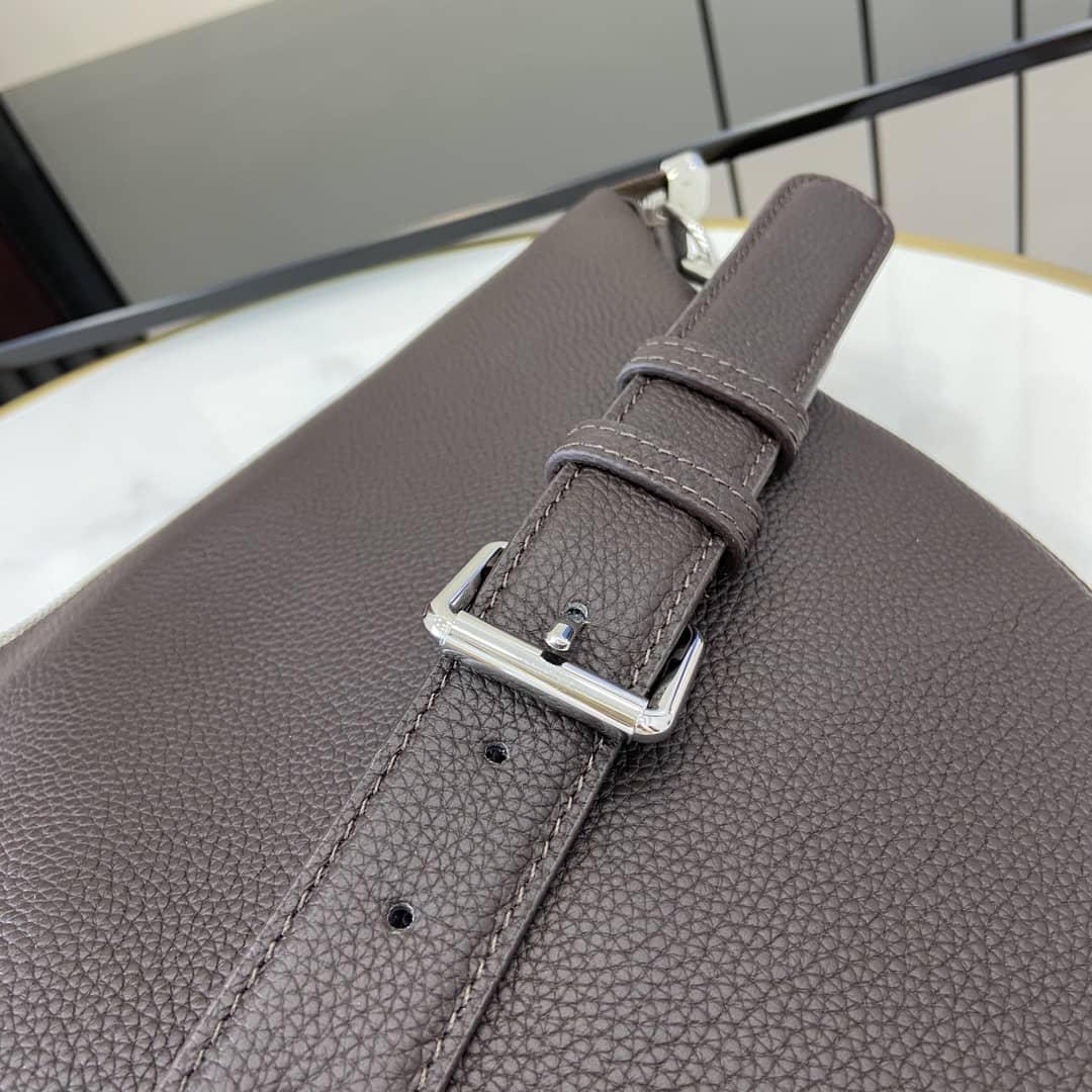 Gucci B Mens Leather Small Brown Shoulder Bag_4_160228 Gucci B Mens Leather Small Brown Shoulder Bag
