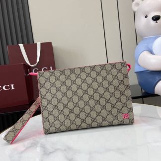 Gucci GG Supreme Medium Brown Pink Clutch 768255
