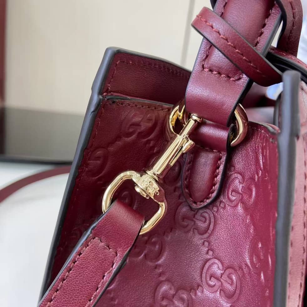 Gucci Padlock Leather Medium Burgundy Top Handle Bag_5_161947 Gucci Padlock Leather Medium Burgundy Top Handle Bag