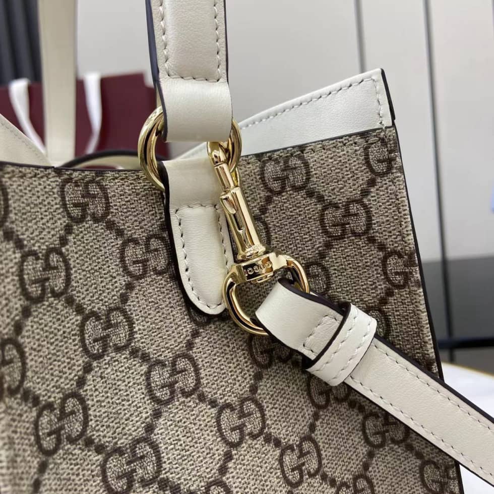 Gucci Padlock Large White Beige Top Handle Bag_6_162027 Gucci Padlock Large White Beige Top Handle Bag