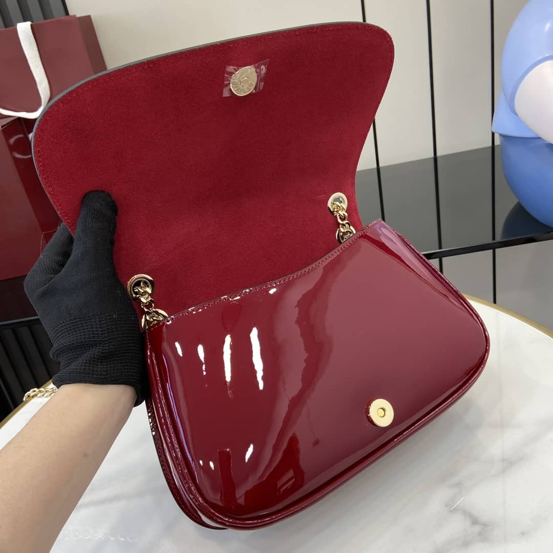 Gucci Blondie Patent Leather Medium Red Bag_6_163306 Gucci Blondie Patent Leather Medium Red Bag