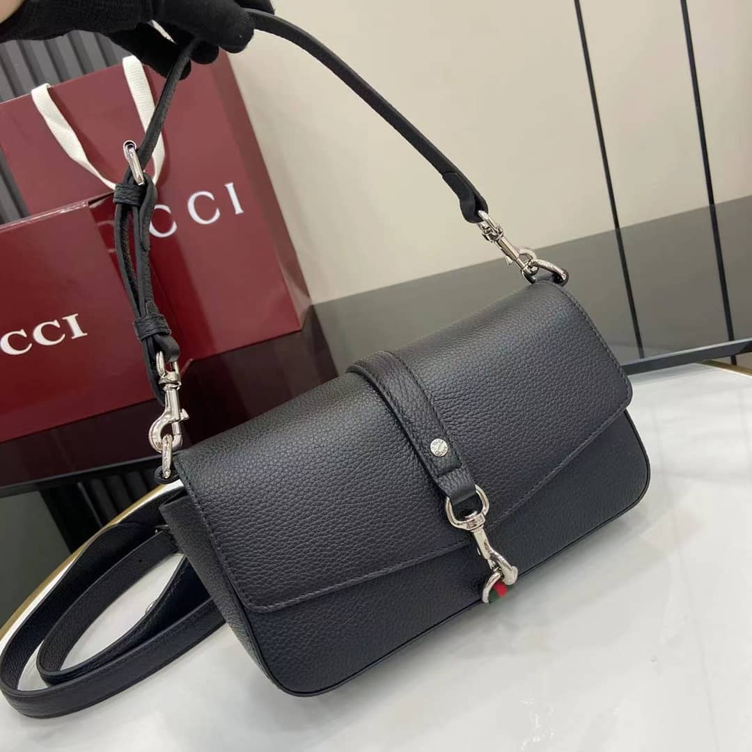 Gucci Leather Small Black Crossbody Bag 821623_4_163386 Gucci Leather Small Black Crossbody Bag 821623