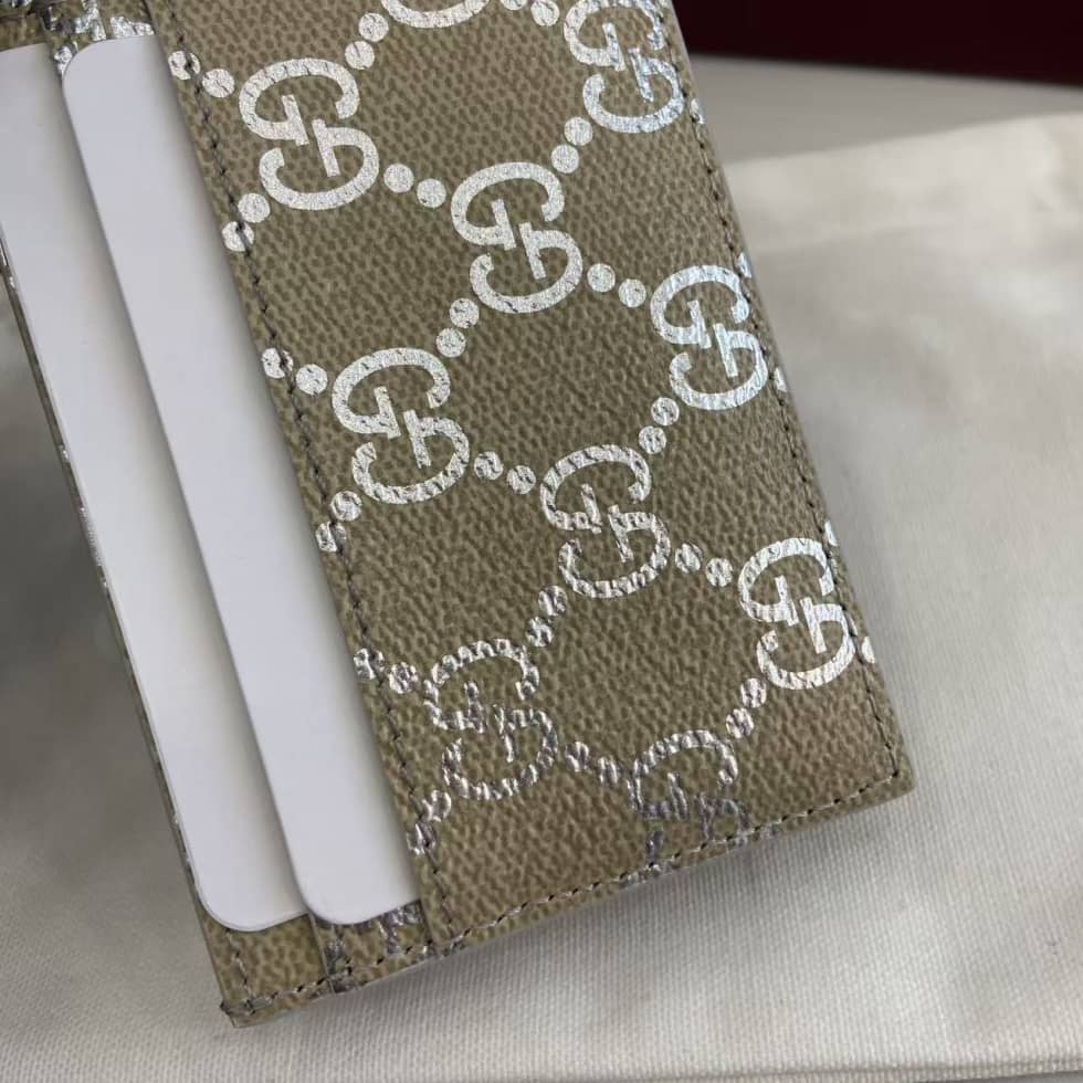 Gucci GG Emblem Beige Silver Card Case 819121_6_163546 Gucci GG Emblem Beige Silver Card Case 819121