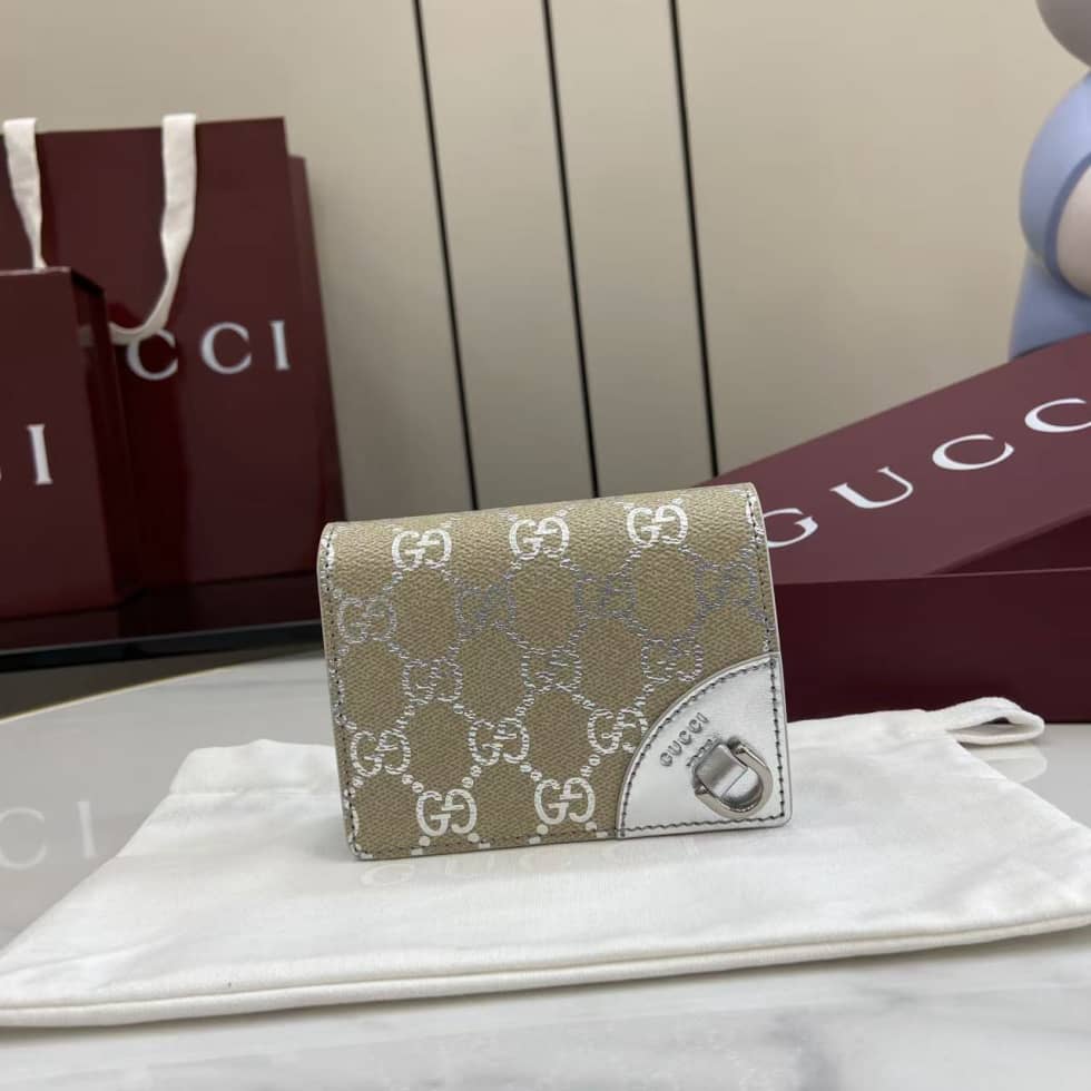 Gucci GG Emblem Small Beige Silver Wallet 820692_10_163556 Gucci GG Emblem Small Beige Silver Wallet 820692