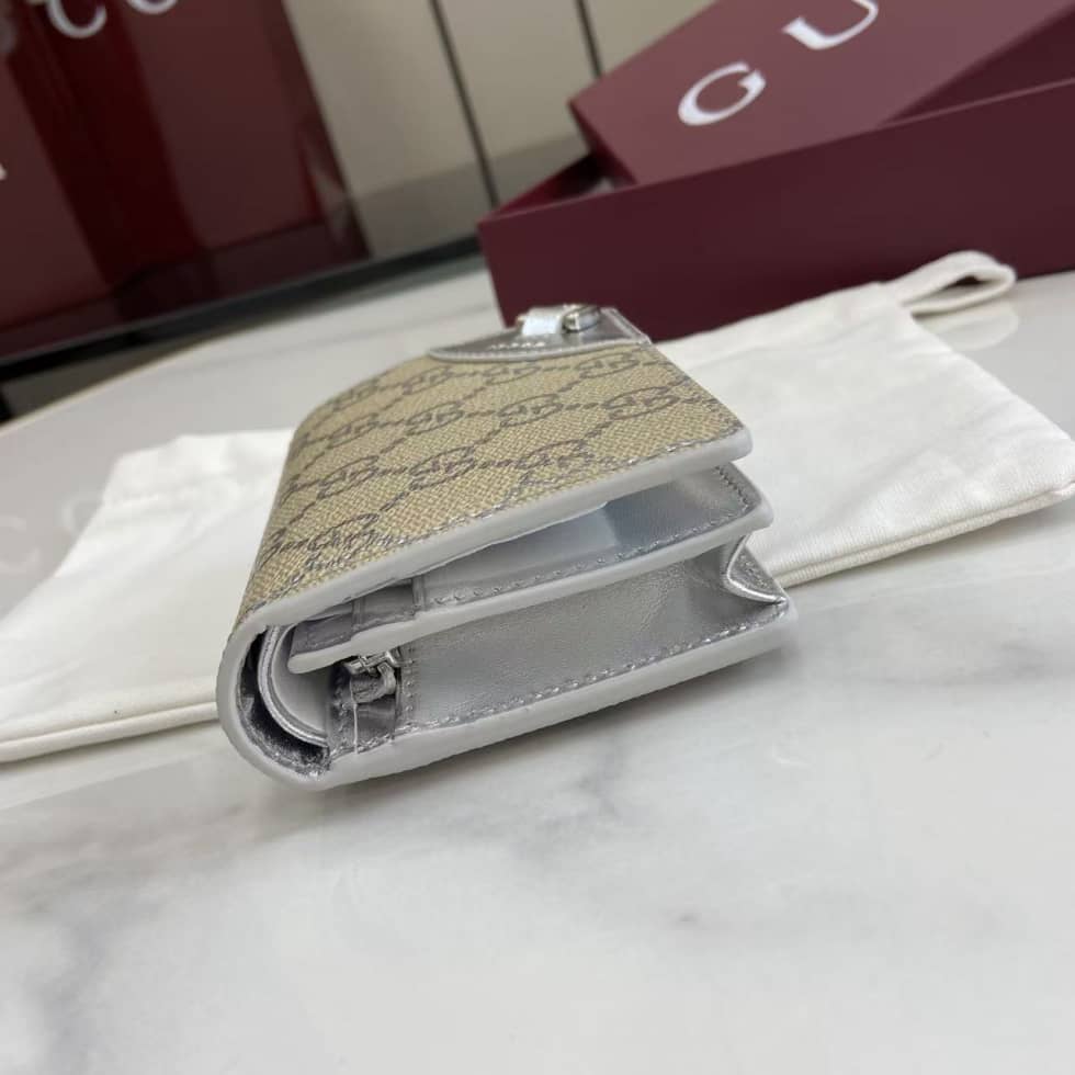 Gucci GG Emblem Small Beige Silver Wallet 820692_4_163556 Gucci GG Emblem Small Beige Silver Wallet 820692