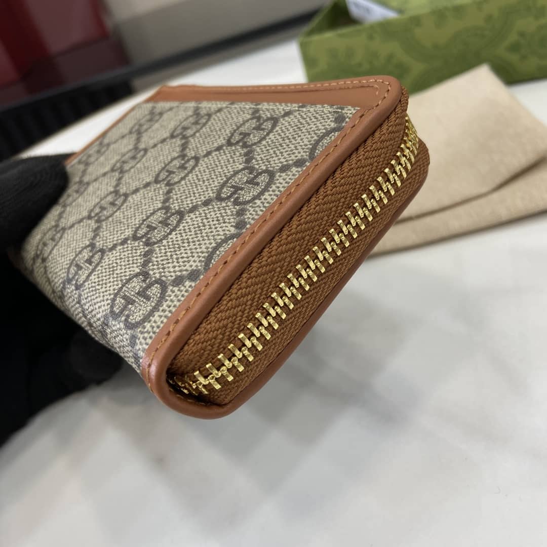 Gucci GG Emblem Beige Brown Zip Card Case 821804_4_163816 Gucci GG Emblem Beige Brown Zip Card Case 821804