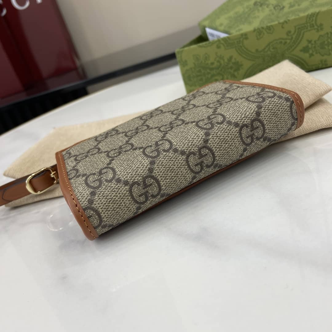 Gucci GG Emblem Beige Brown Zip Card Case 821804_7_163816 Gucci GG Emblem Beige Brown Zip Card Case 821804