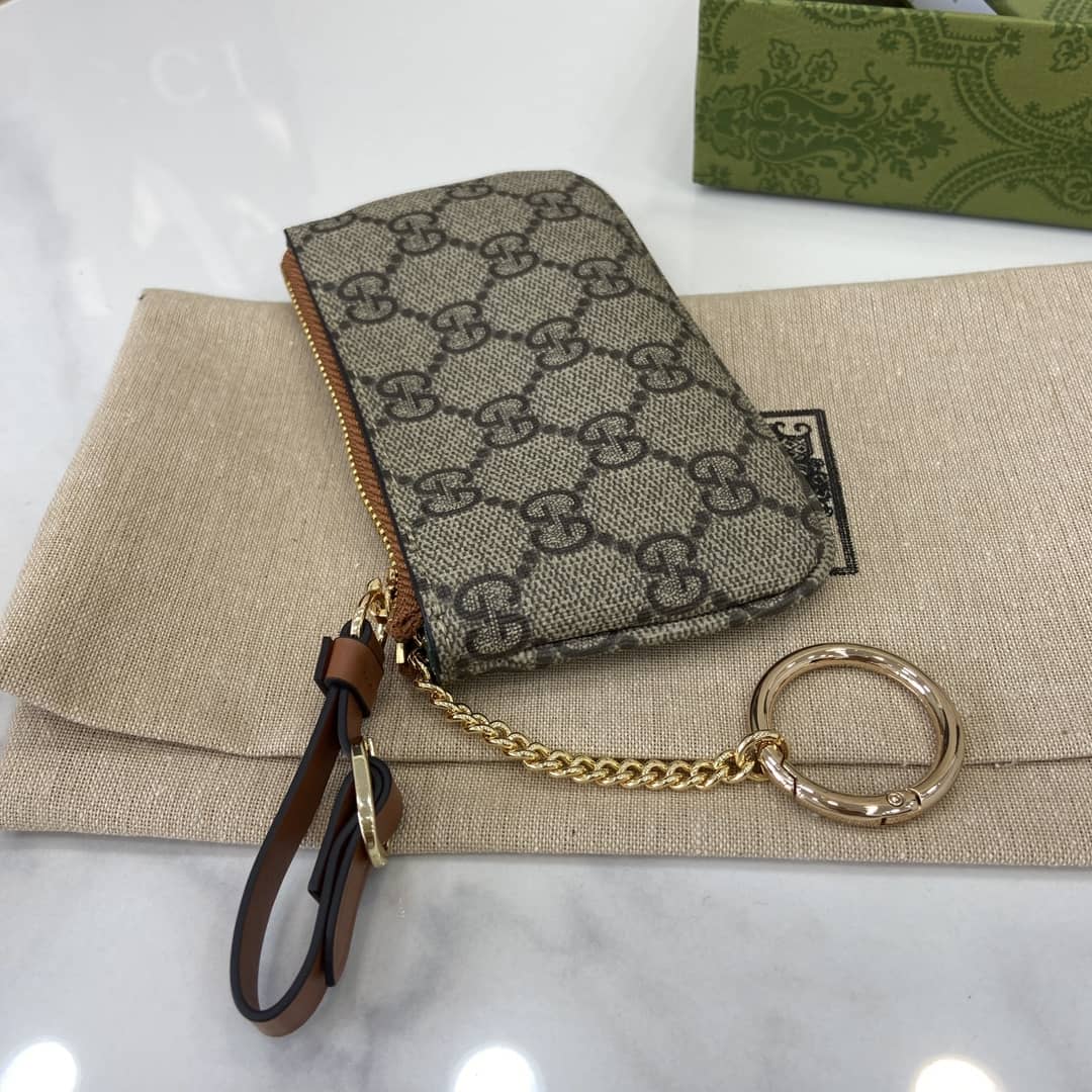 Gucci GG Emblem Beige Brown Key Pouch 819113_3_163876 Gucci GG Emblem Beige Brown Key Pouch 819113