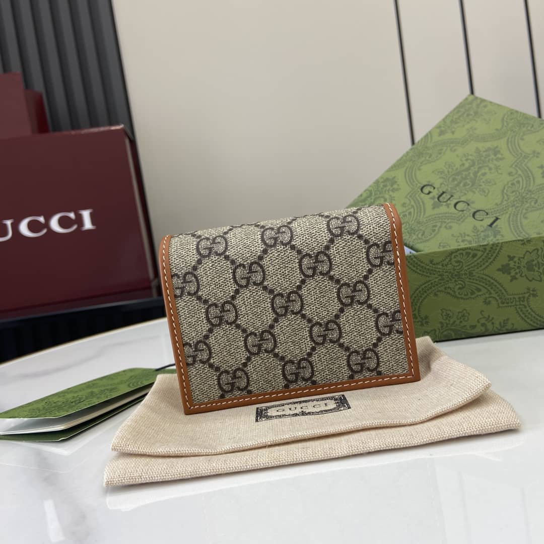 Gucci GG Emblem Small Beige Brown Wallet 820692_1_163896 Gucci GG Emblem Small Beige Brown Wallet 820692