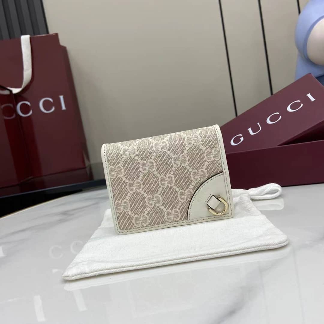 Gucci GG Emblem Small Beige White Wallet 820692_10_163966 Gucci GG Emblem Small Beige White Wallet 820692