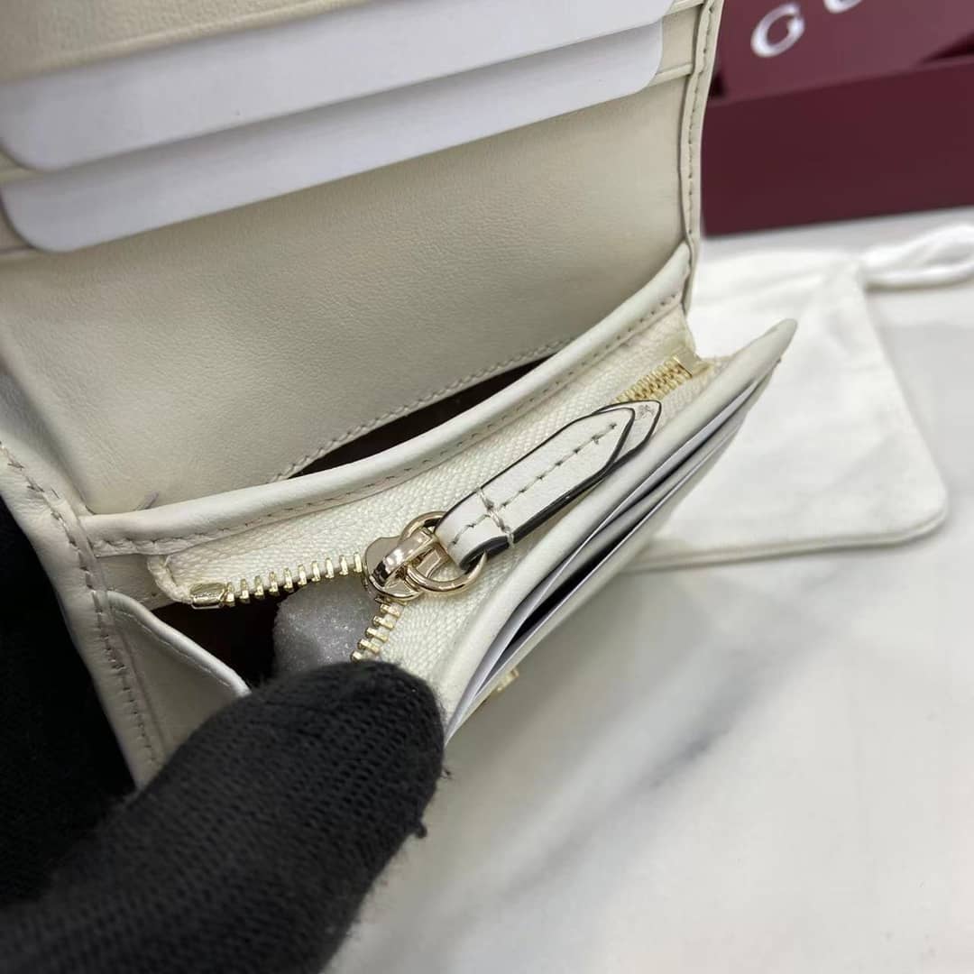 Gucci GG Emblem Small Beige White Wallet 820692_8_163966 Gucci GG Emblem Small Beige White Wallet 820692